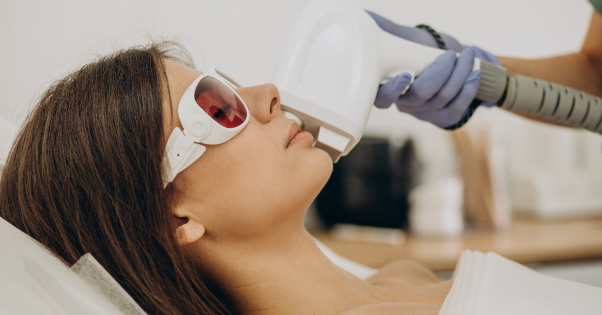 Best Laser Skin Tightening Treatment in Delhi (Without Surgery)